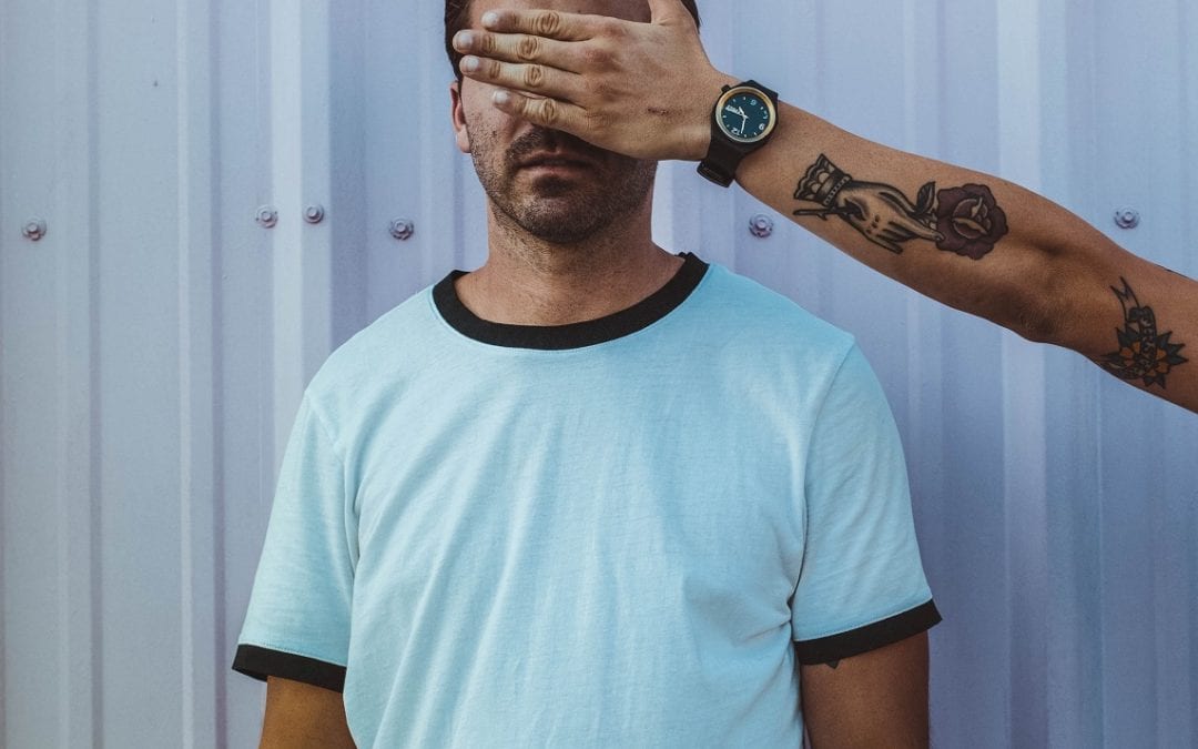 Hvað þarf sjón manns að vera slæm til að maður verði löglega blindur?